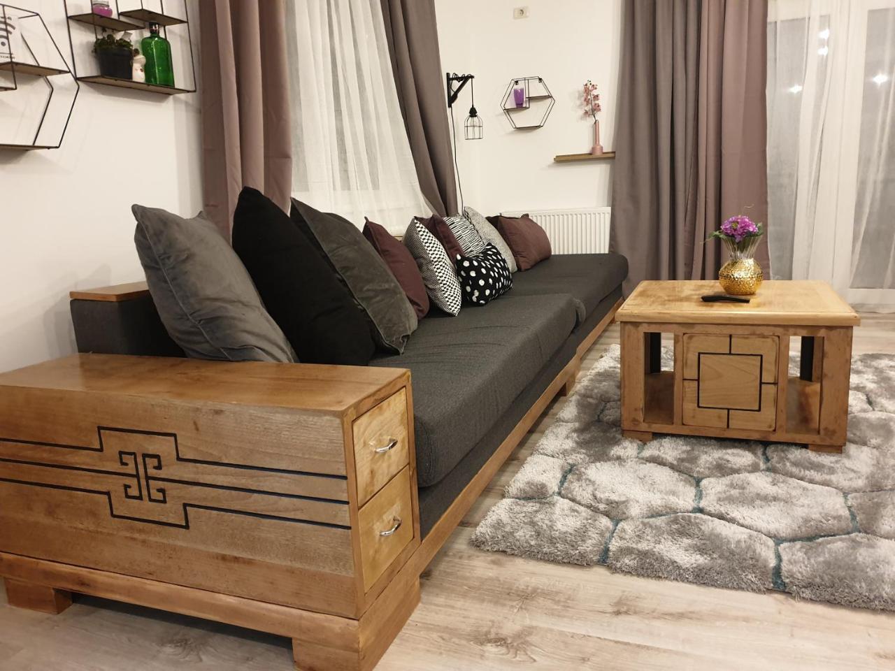 Villagrey Tunari Tunarii Buitenkant foto